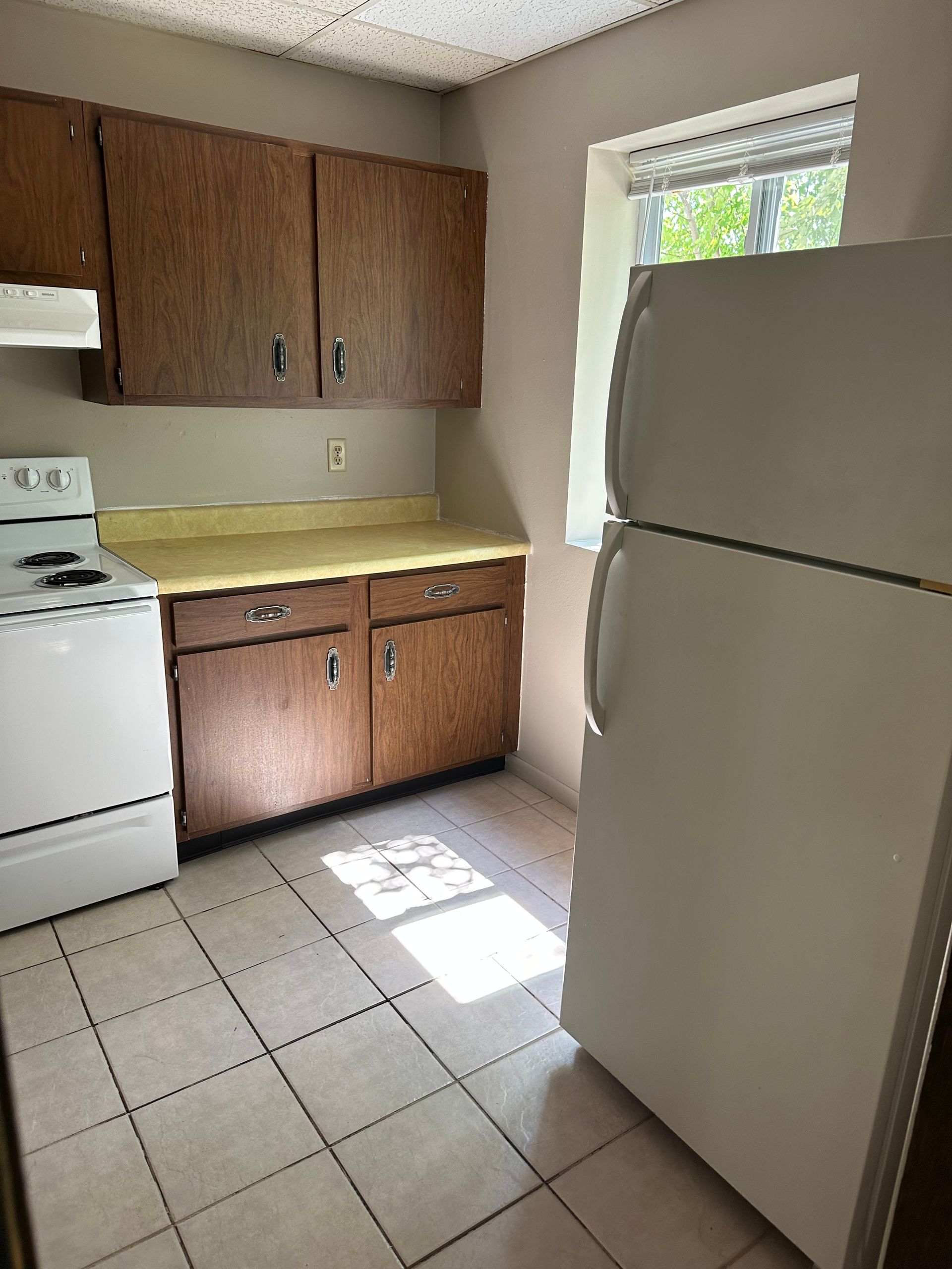 Clear Lake Apartments / LANS Property Management