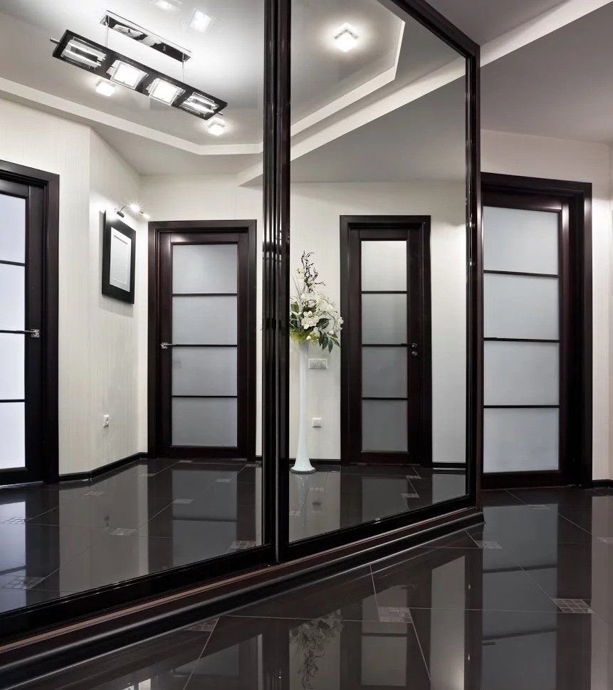 Installing Mirrors in Retail Settings Melbourne VIC Installing Mirrors in Retail Settings Melbourne VIC