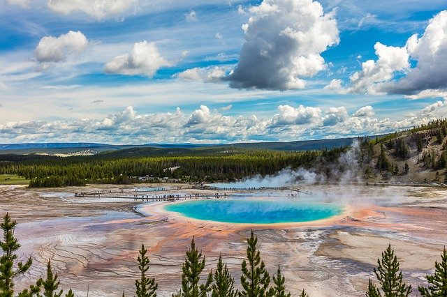 Grand Prismatic Spring in Yellowstone NP, Wyoming