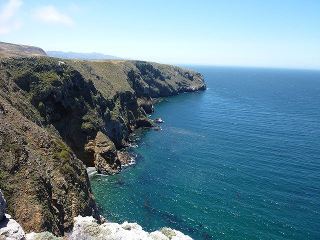 A cliff overlooking a the ocean near Channel Islands NP