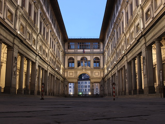 A large building with a lot of windows and columns in Tuscany