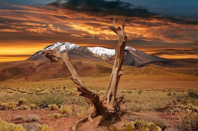 a panoramic view of death valley NP
