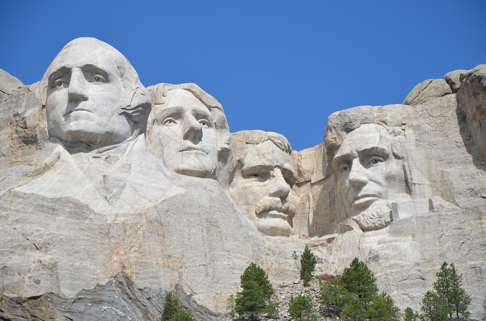 The four presidents of the united states are carved into the side of mount rushmore