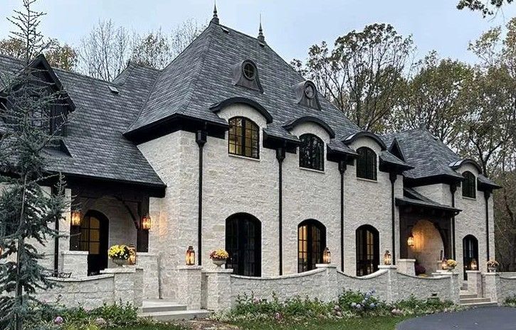 Cottonwood Dimensional Tumbled Veneer