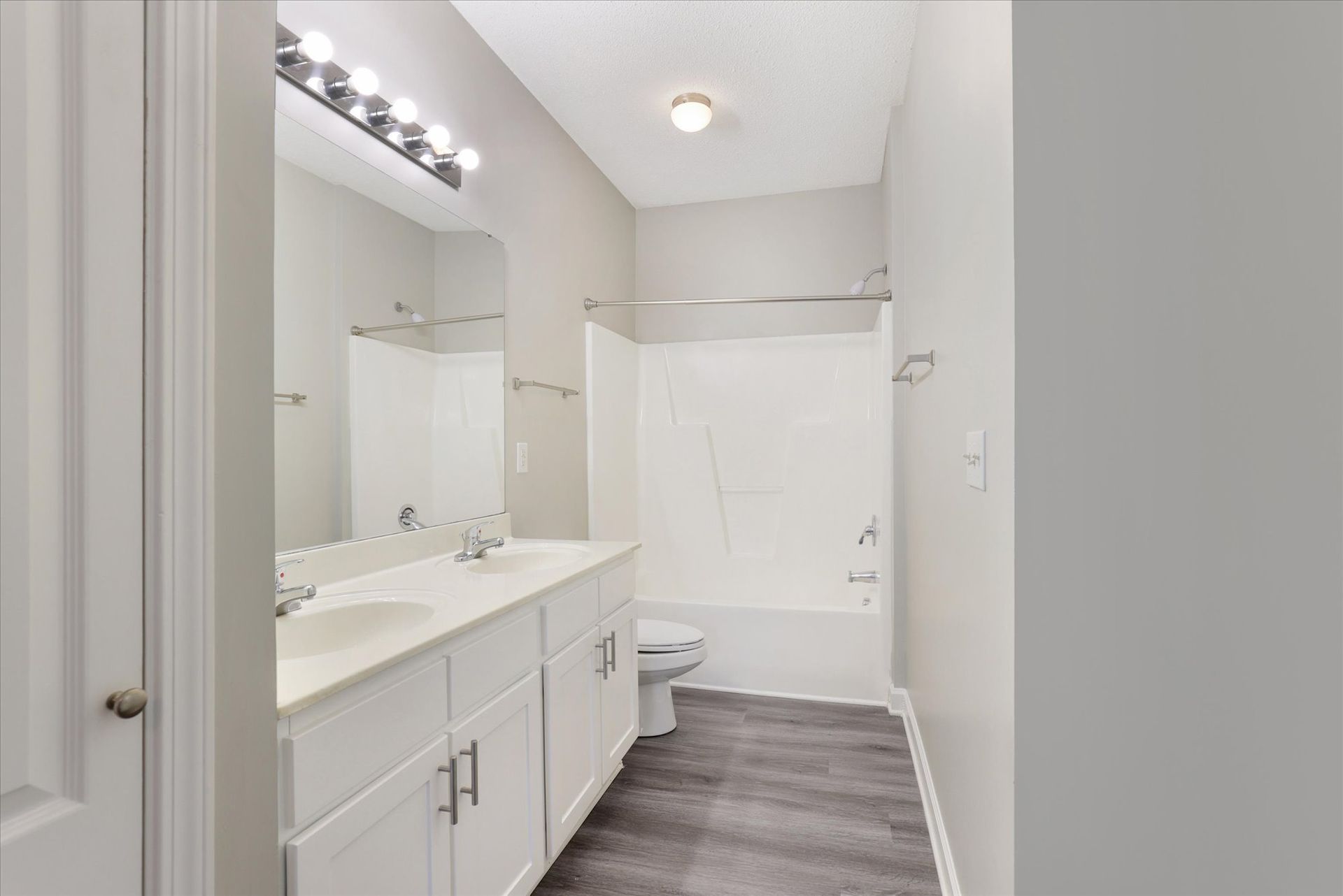 unit bathroom