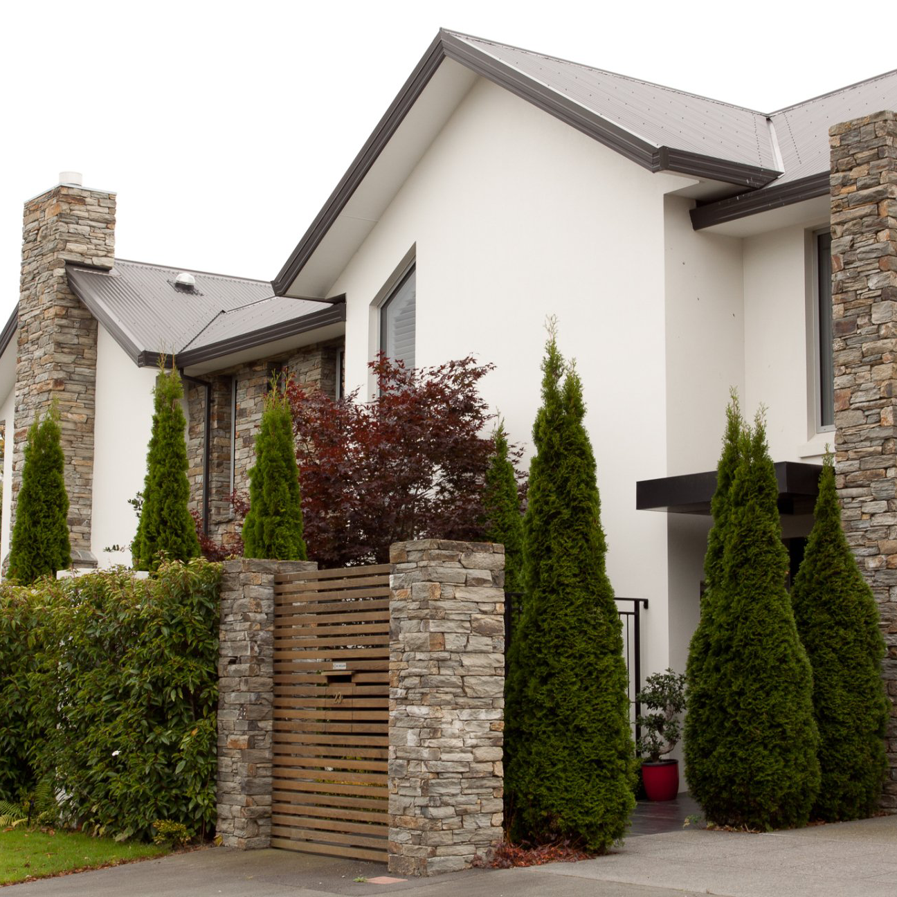 Dry stack schist house
