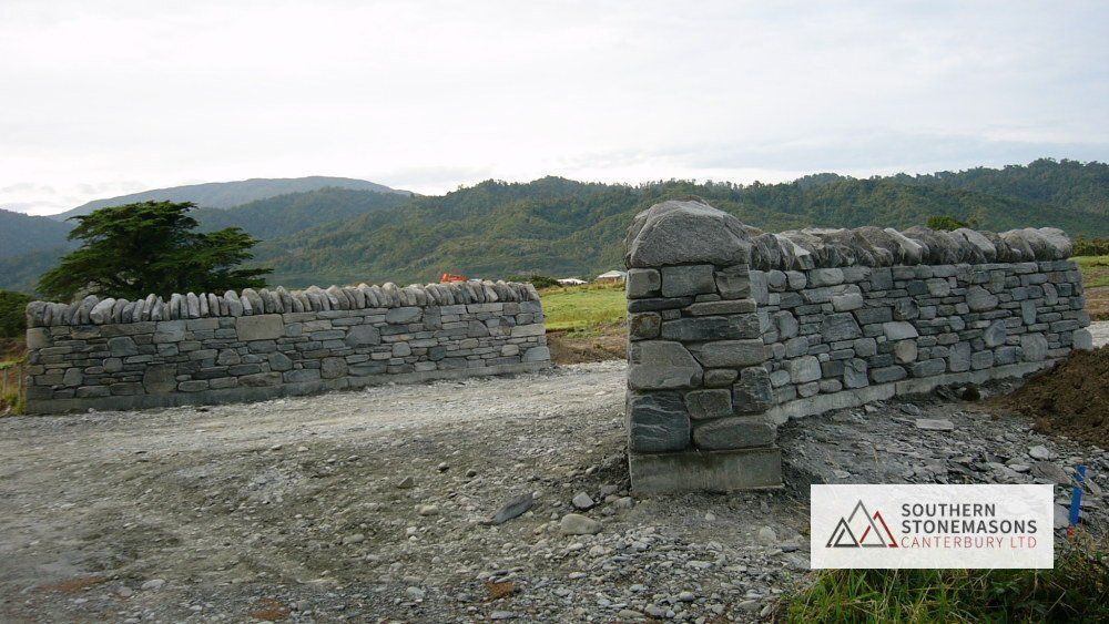 schist stone entrance