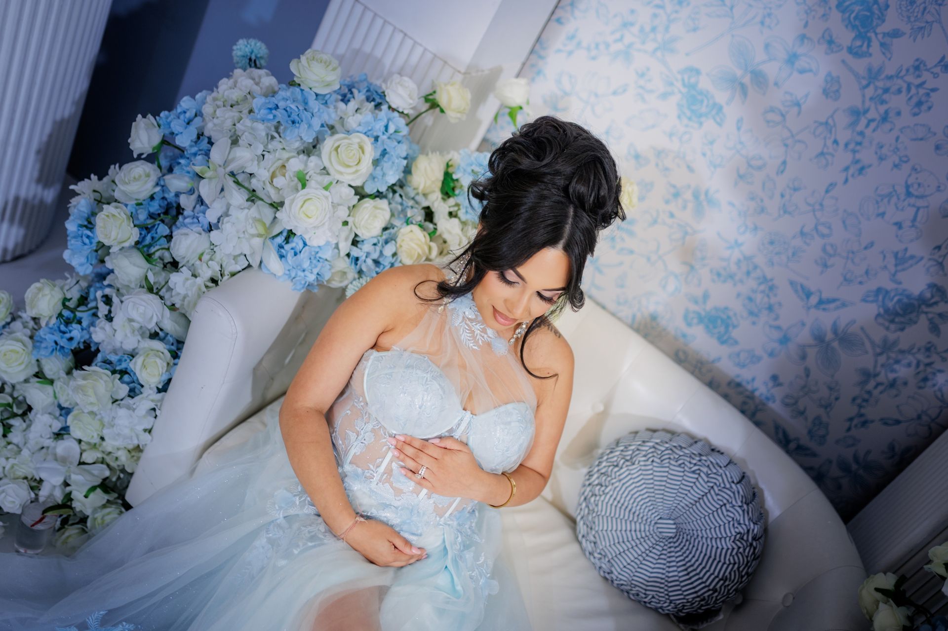 FL Maternity Photoshoot | Maternity Photography in New York City & Florida | West Indian Guyanese Trini FL Photographer |Pregnancy Photoshoot Orlando FL | Maternity Photoshoot FL | Baby Shower  Photography | iBaby Shower Maternity Photos