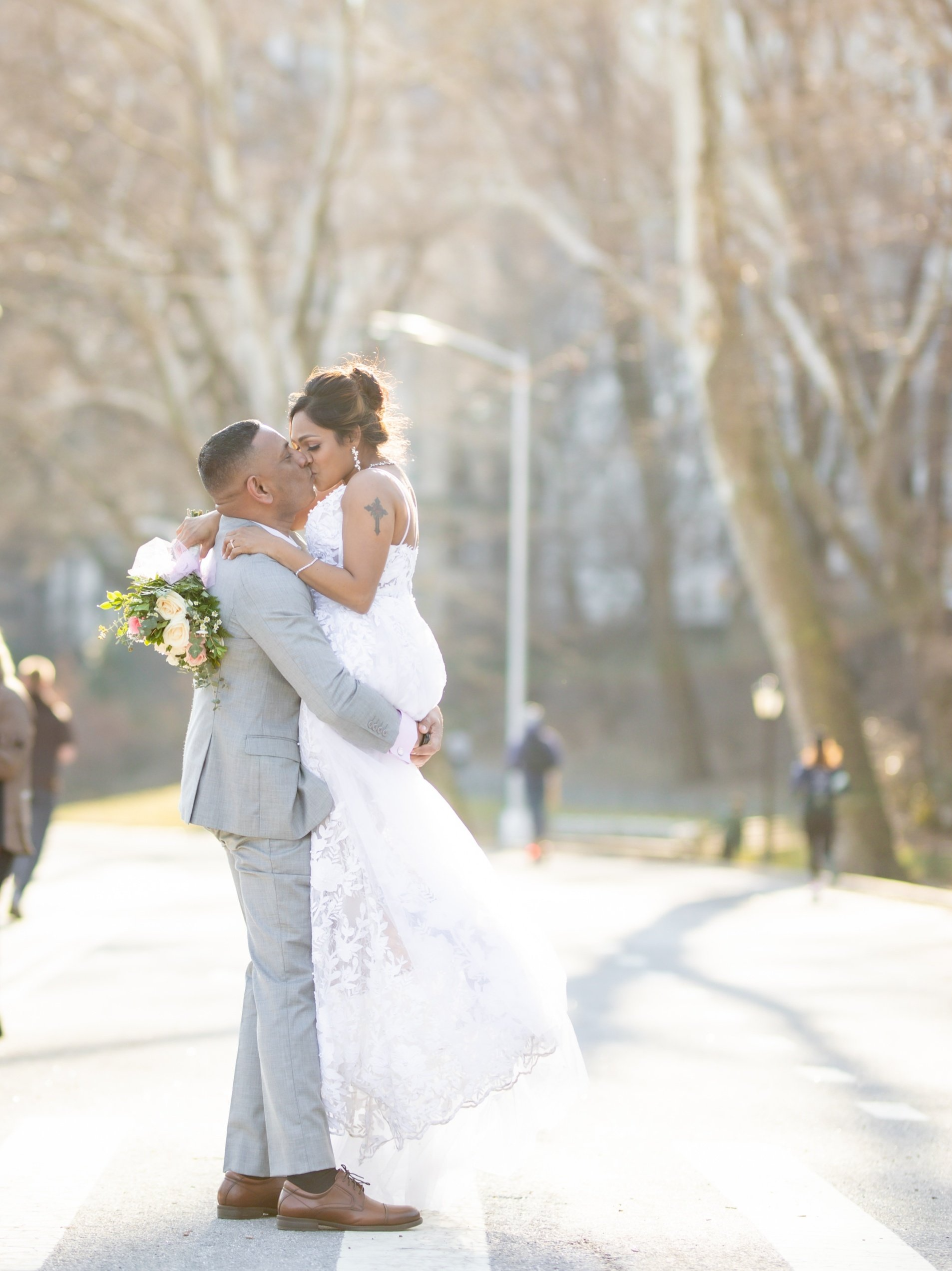 Central Park Wedding Photography NYC | Wedding Poses Photos | NYC Wedding Photographer | Manhattan Central Park PhotoShoot