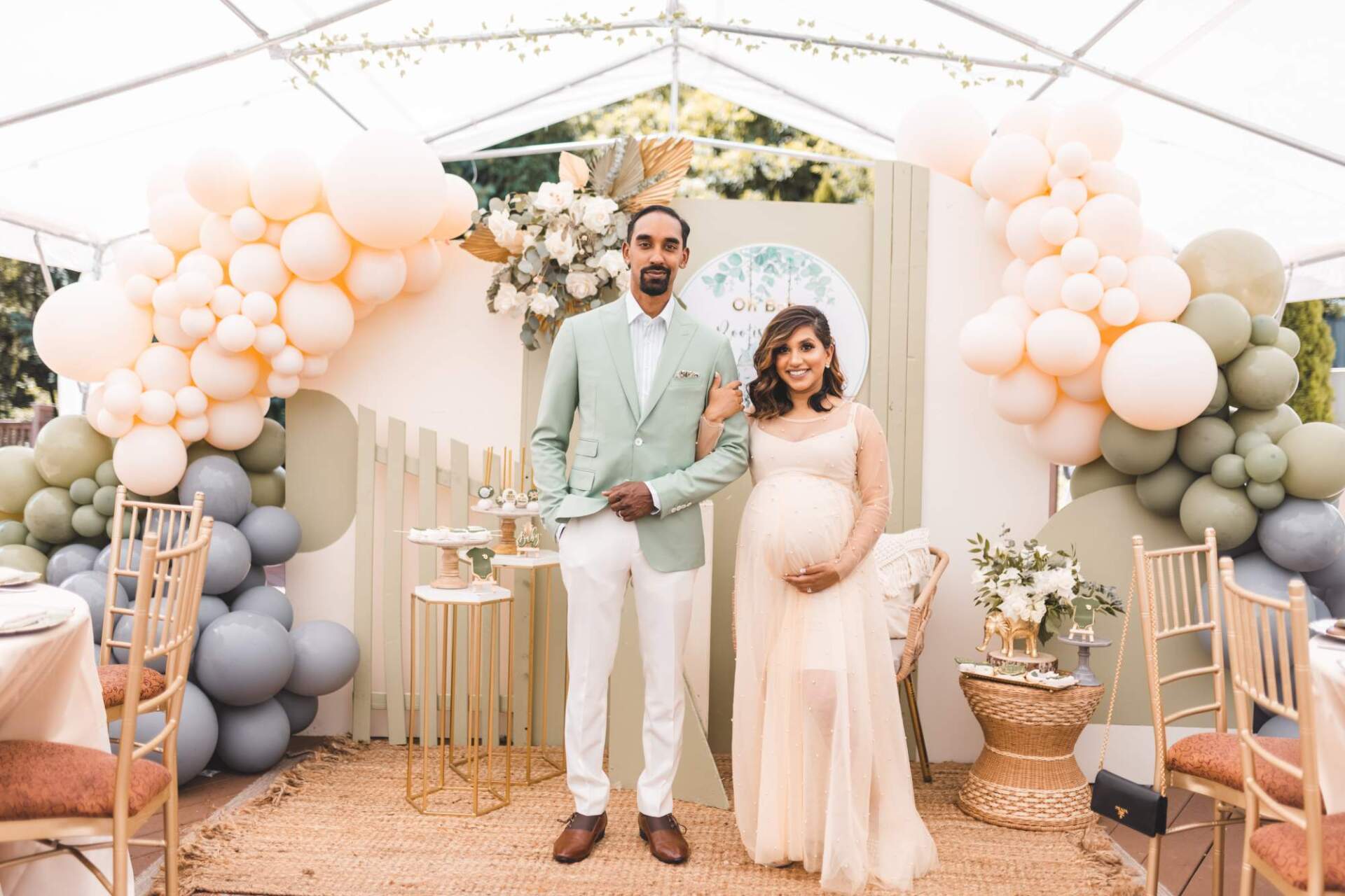 Best NY Maternity Photographer | Long Island Maternity Shoot | Indoor Maternity Baby Shower Photoshoot NY | NYC Maternity Photographer | Best Maternity Photographer New York | Maternity Photo Shoot | Maternity Photography in New York City |