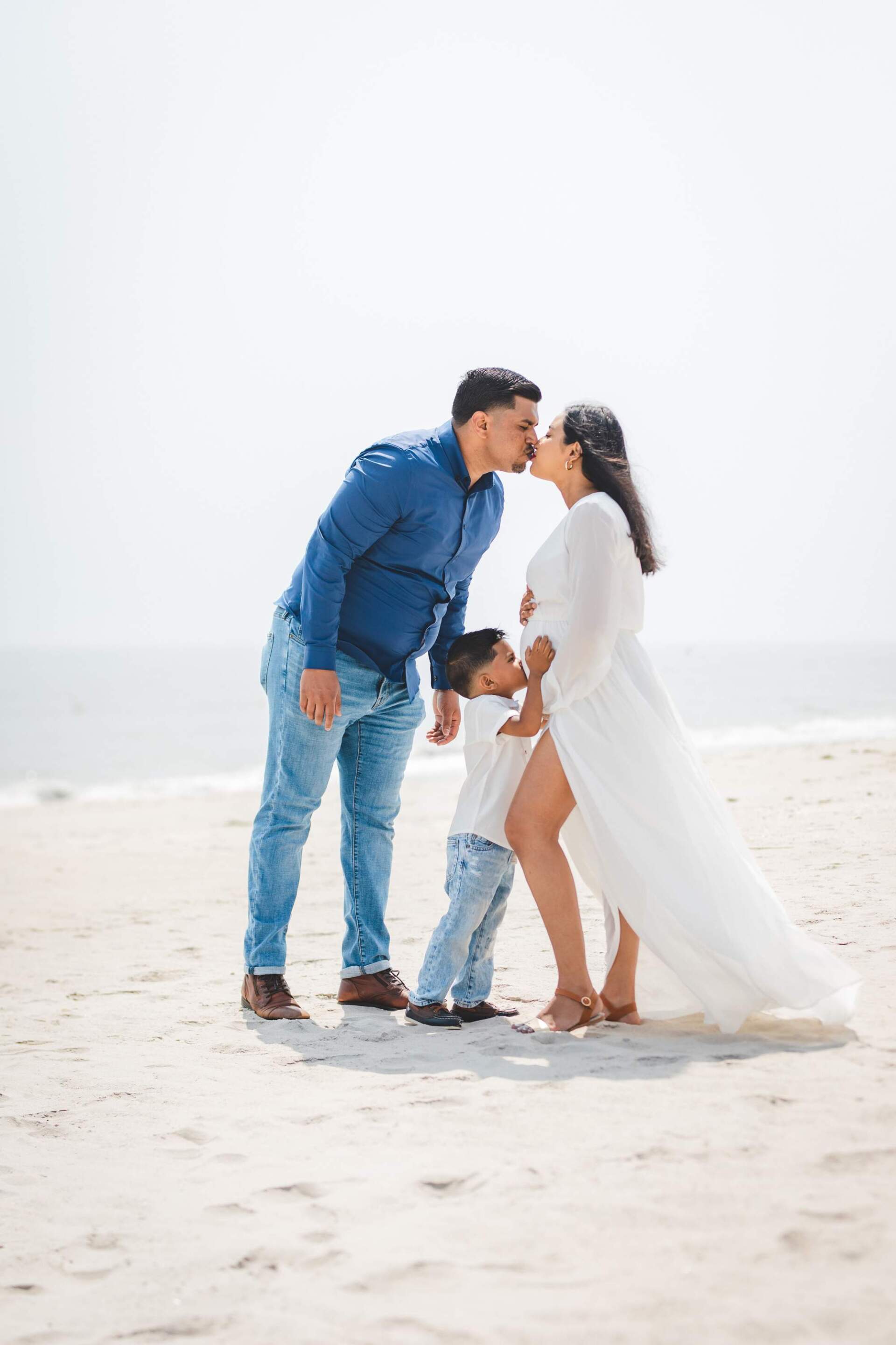 FL & NY Maternity Photoshoot | Maternity Photography in New York City & Florida