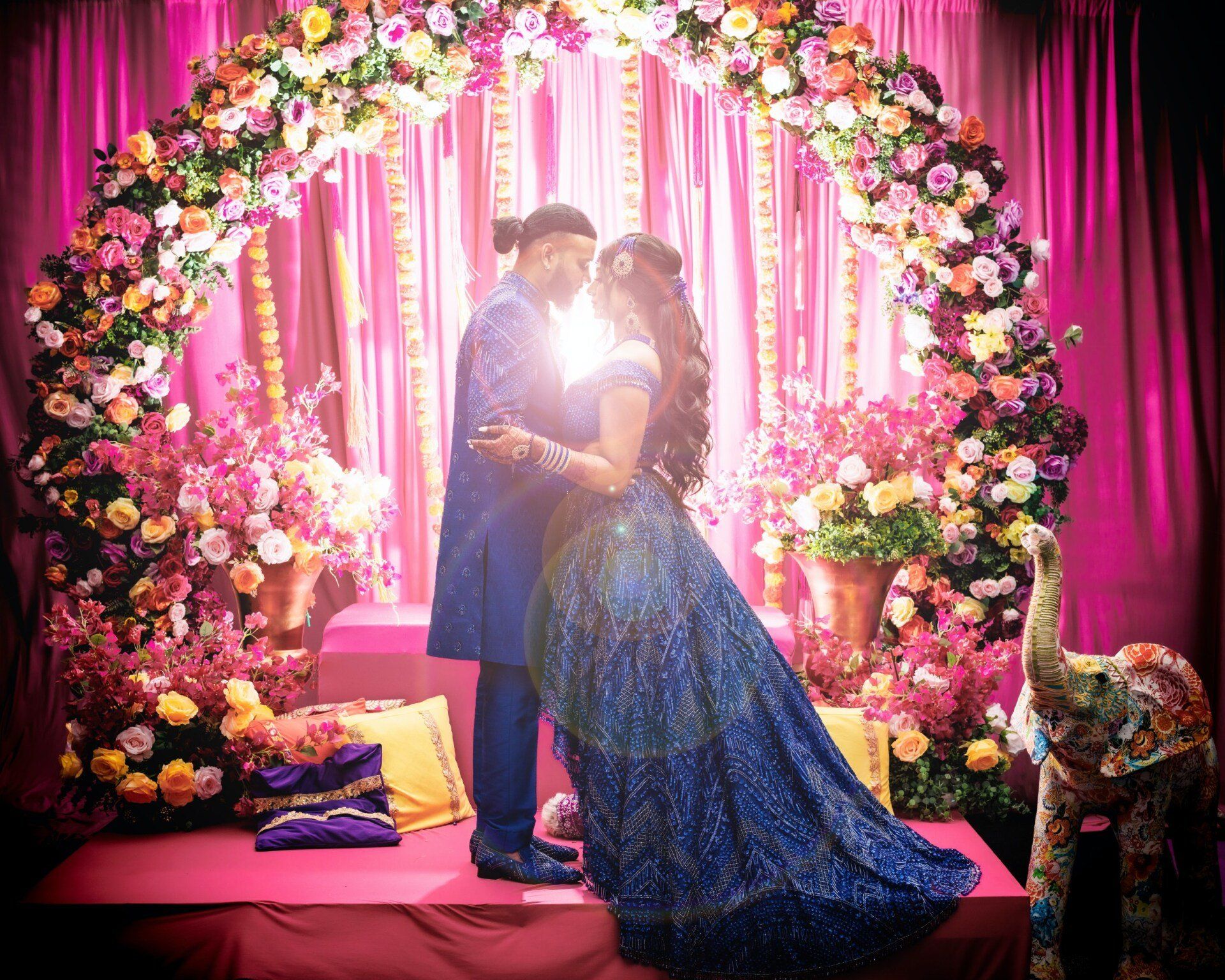 sangeet indian wedding photographer | mehndi night wedding photography | indian wedding mehndi 