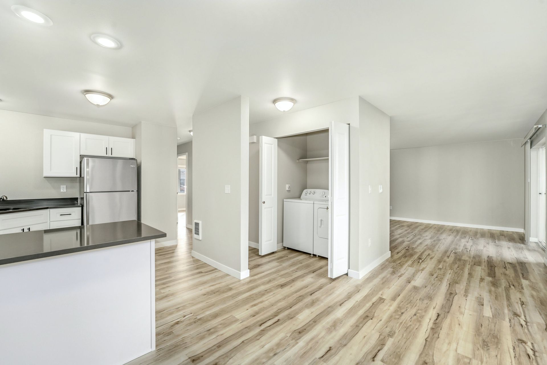 b8 kitchen 5