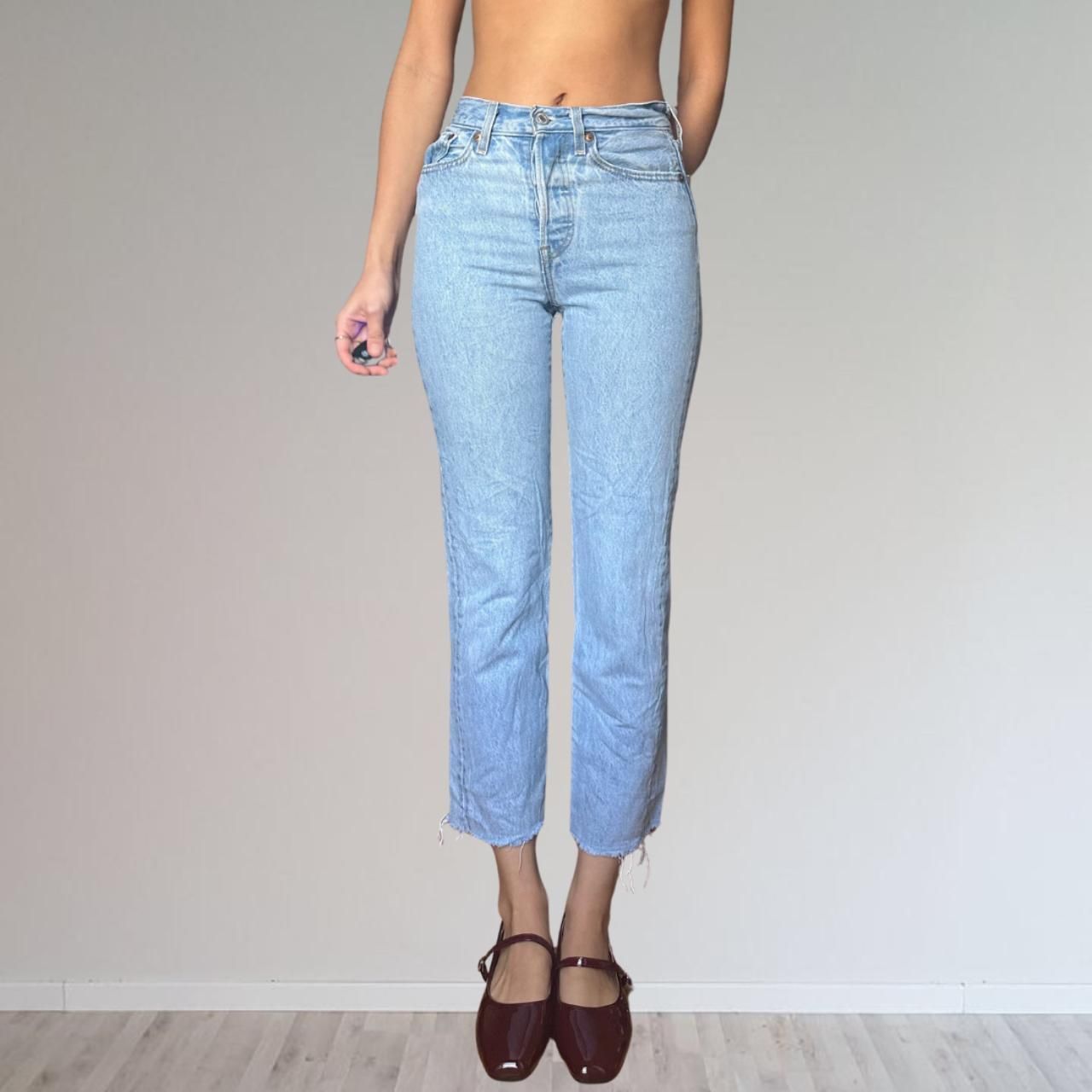 Levi’s wedgie straight W24 L28