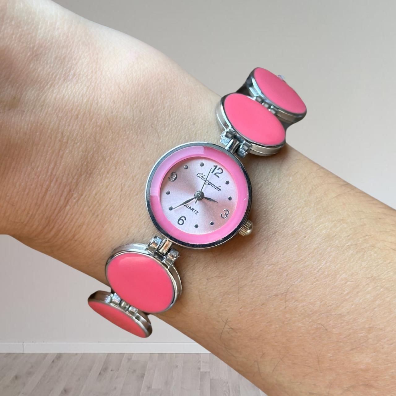 Pink circle watch
