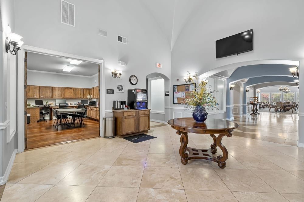 Senior living social area at Marquis Rockwall in Rockwall, TX.