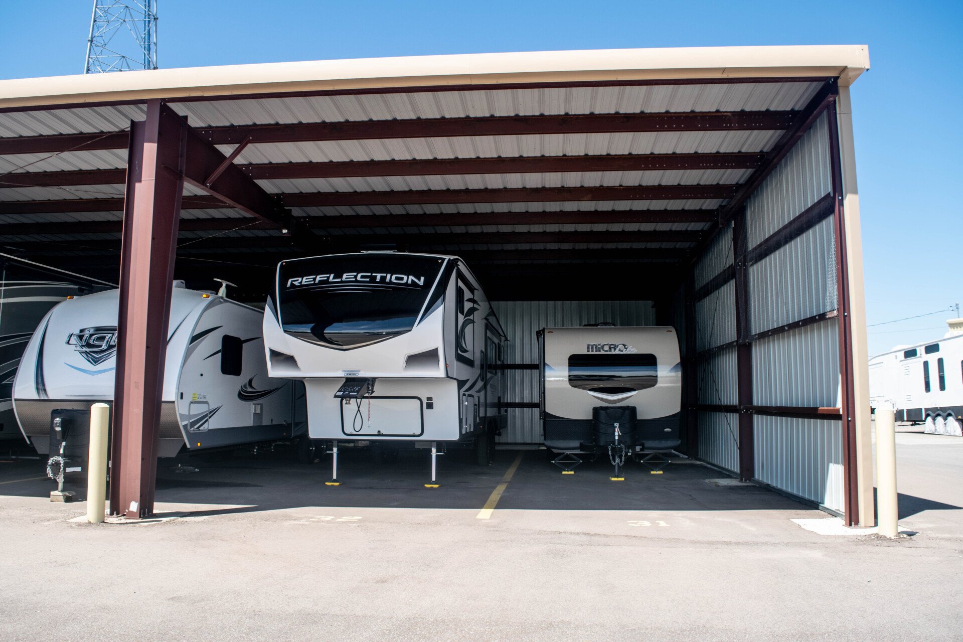 Vaughn's RV and Boat Storage Jackson Tennessee Covered Uncovered