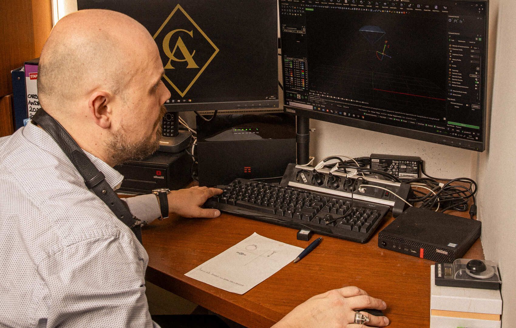 Andrea Carbone progetta con CAD i gioielli Andrea Carbone progetta con CAD i gioielli