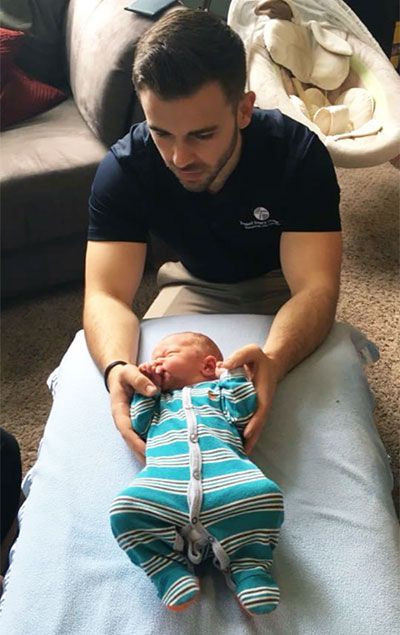 chiropractor with newborn