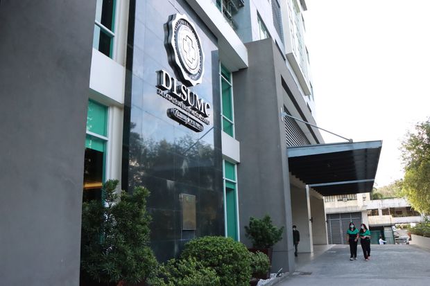 Building entrance with 