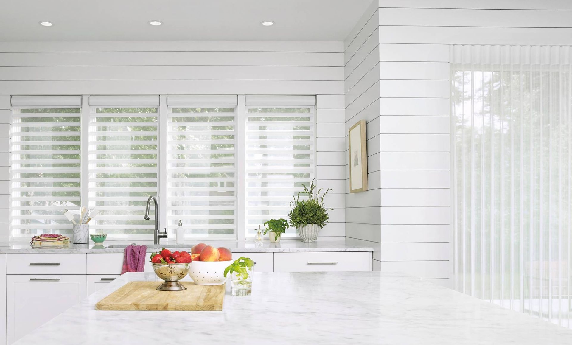 Hunter Douglas Pirouette® Sheer Shades