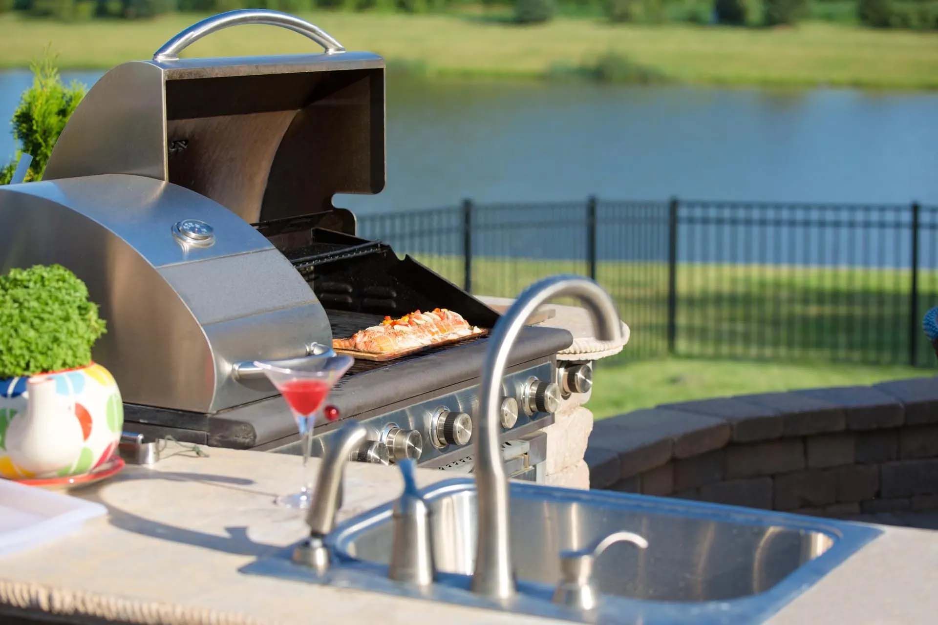 5 Tips To Design a Great Outdoor Kitchen