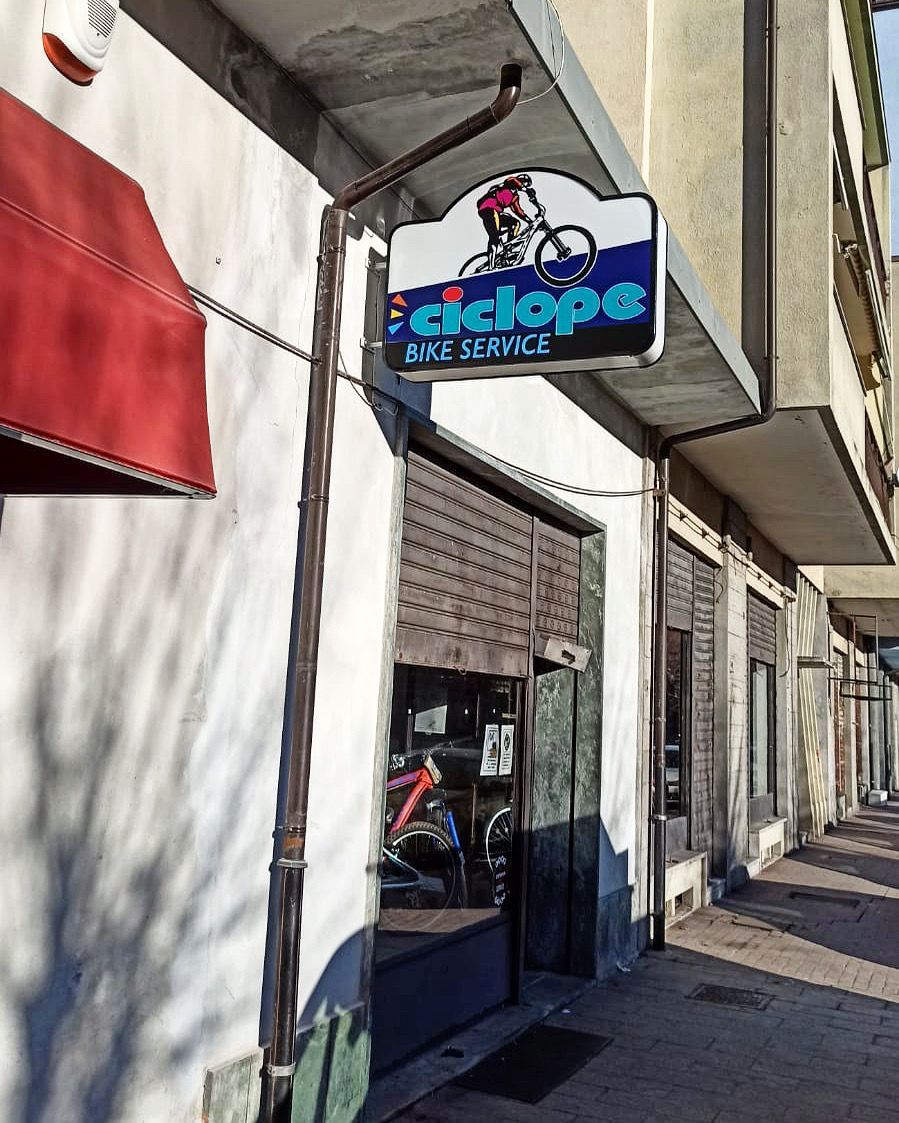 La vetrina del negozio 