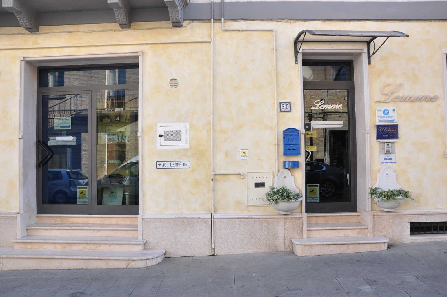 agenzia funebre Lemme, Vasto