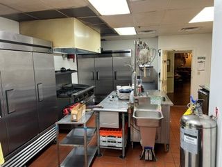  Restaurant kitchen serviced in Atlanta, GA – included in John’s Heating, Cooling, and Appliance Repair’s comprehensive Commercial Kitchen Repair service for restaurants, stores, and commercial kitchens..