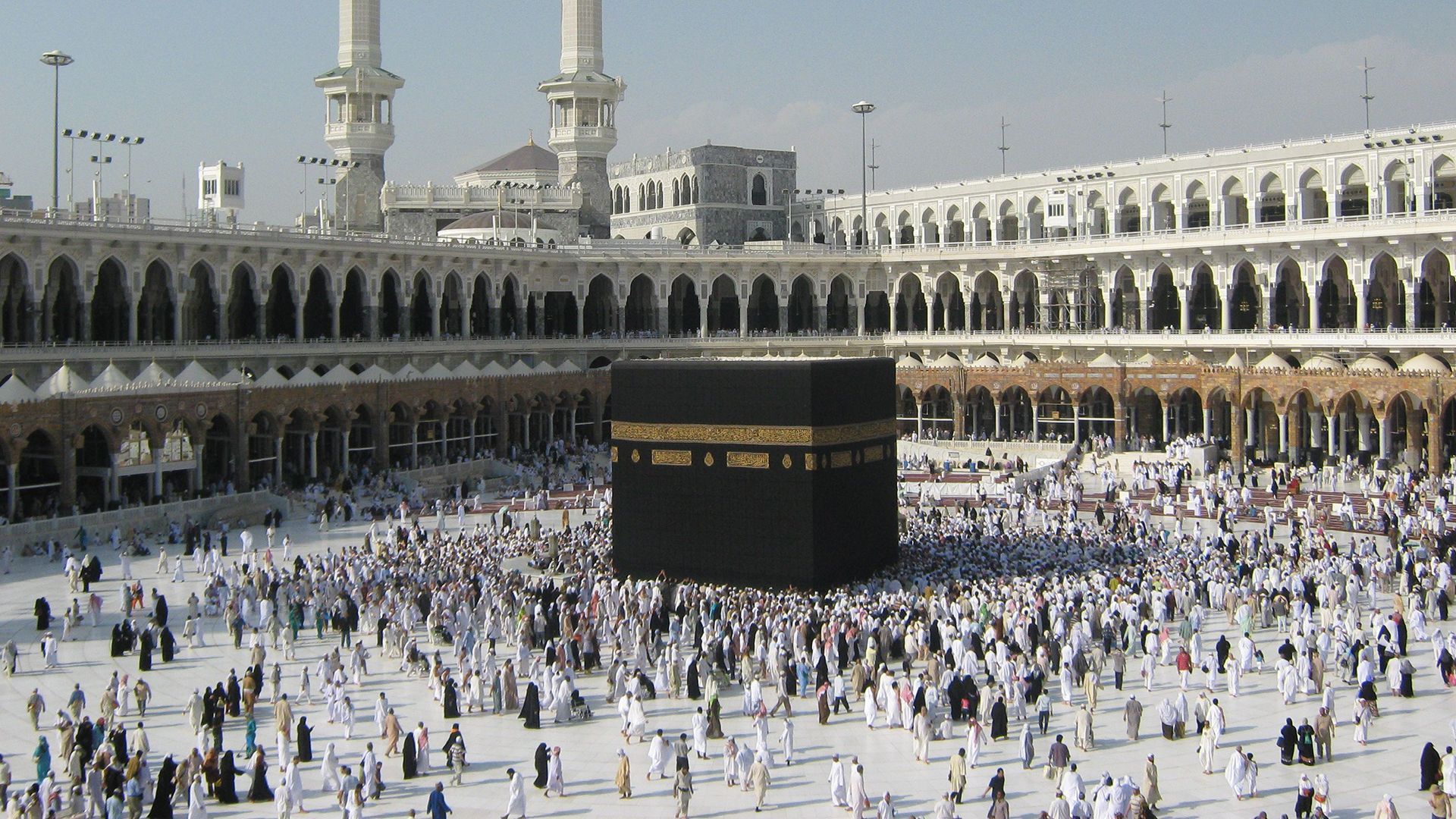 Pilgrims surrounding the Kaaba in Mecca