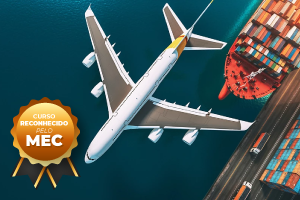 Avião, navio de carga e caminhão com contêineres, representando a logística. Curso reconhecido pelo MEC.