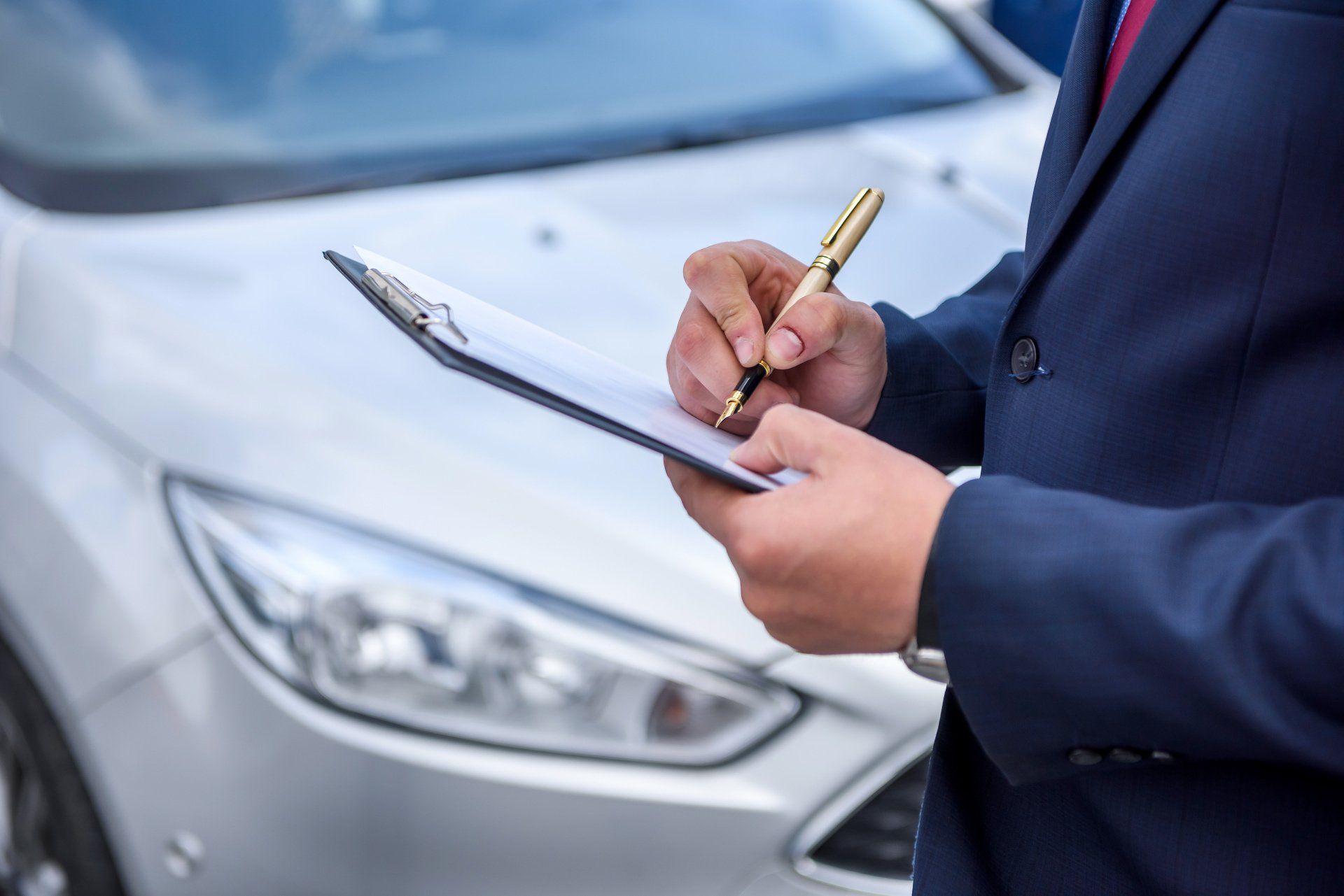 Service Advisor at Navarre's Auto Service LLC in Louis, VA