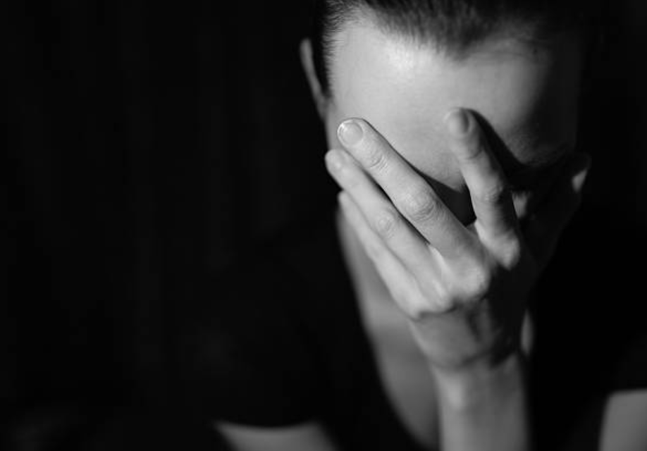 Verbale, fysieke, agressie, werk, werkvloer, grensoverschrijdend gedrag, baas, collega
