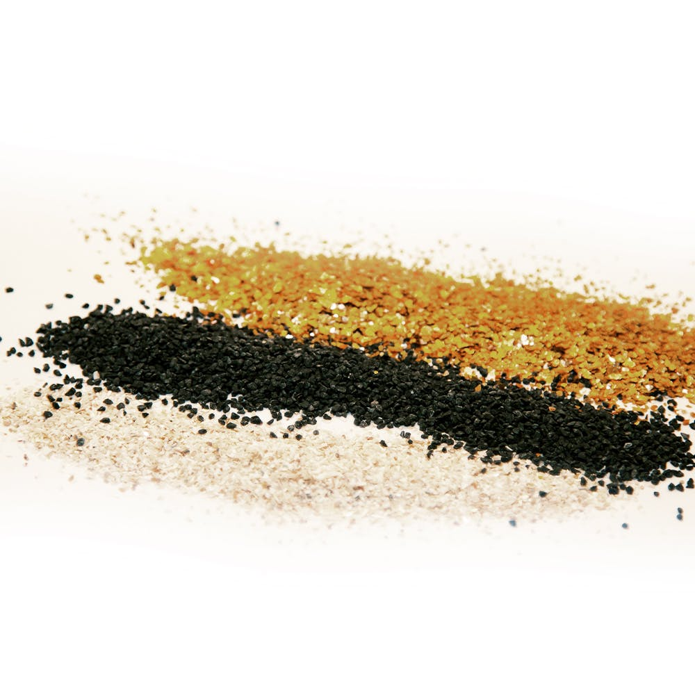 picture of gold, white and black marble grains