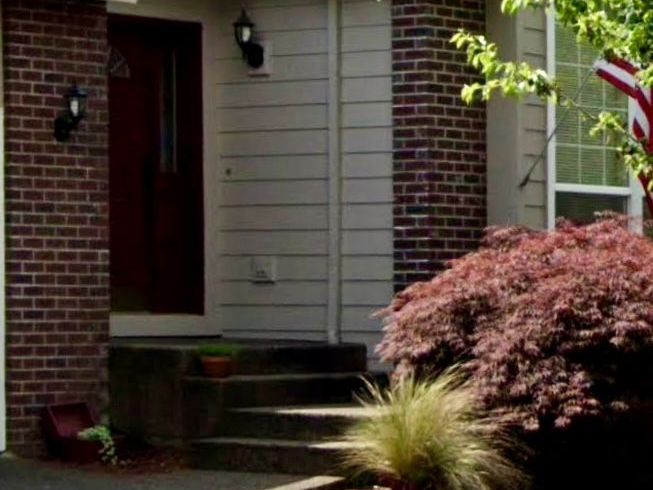 Before Crown Patio Covers installed Custom Handrails in Wilsonville, OR