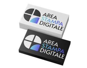 Due pile di biglietti da visita con il logo 
