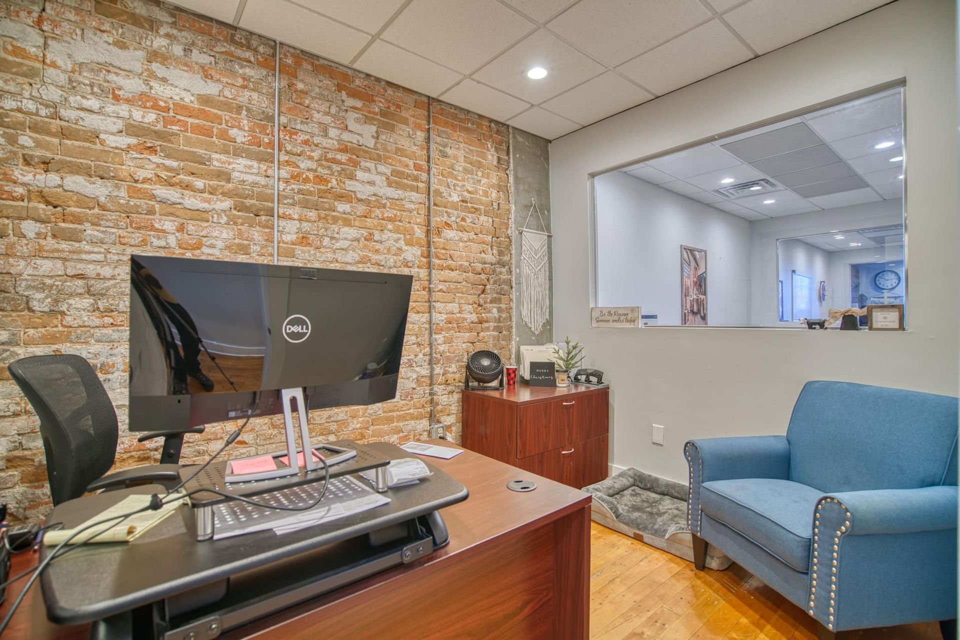 LSE - Shopping Centers & Retail - 318 Main Street
