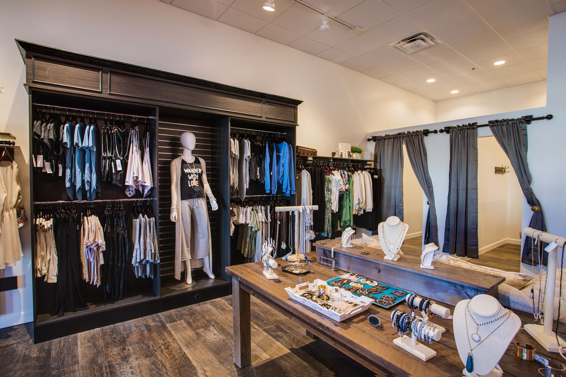 LSE - Shopping Centers & Retail - Scout & Molly’s - Boulder, CO