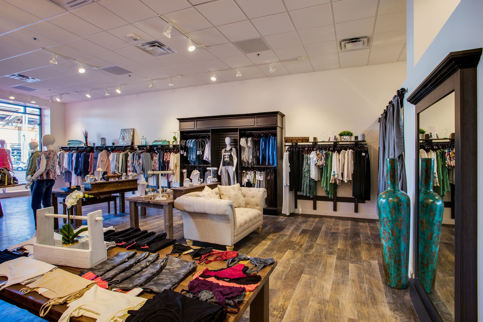 LSE - Shopping Centers & Retail - Scout & Molly’s - Boulder, CO