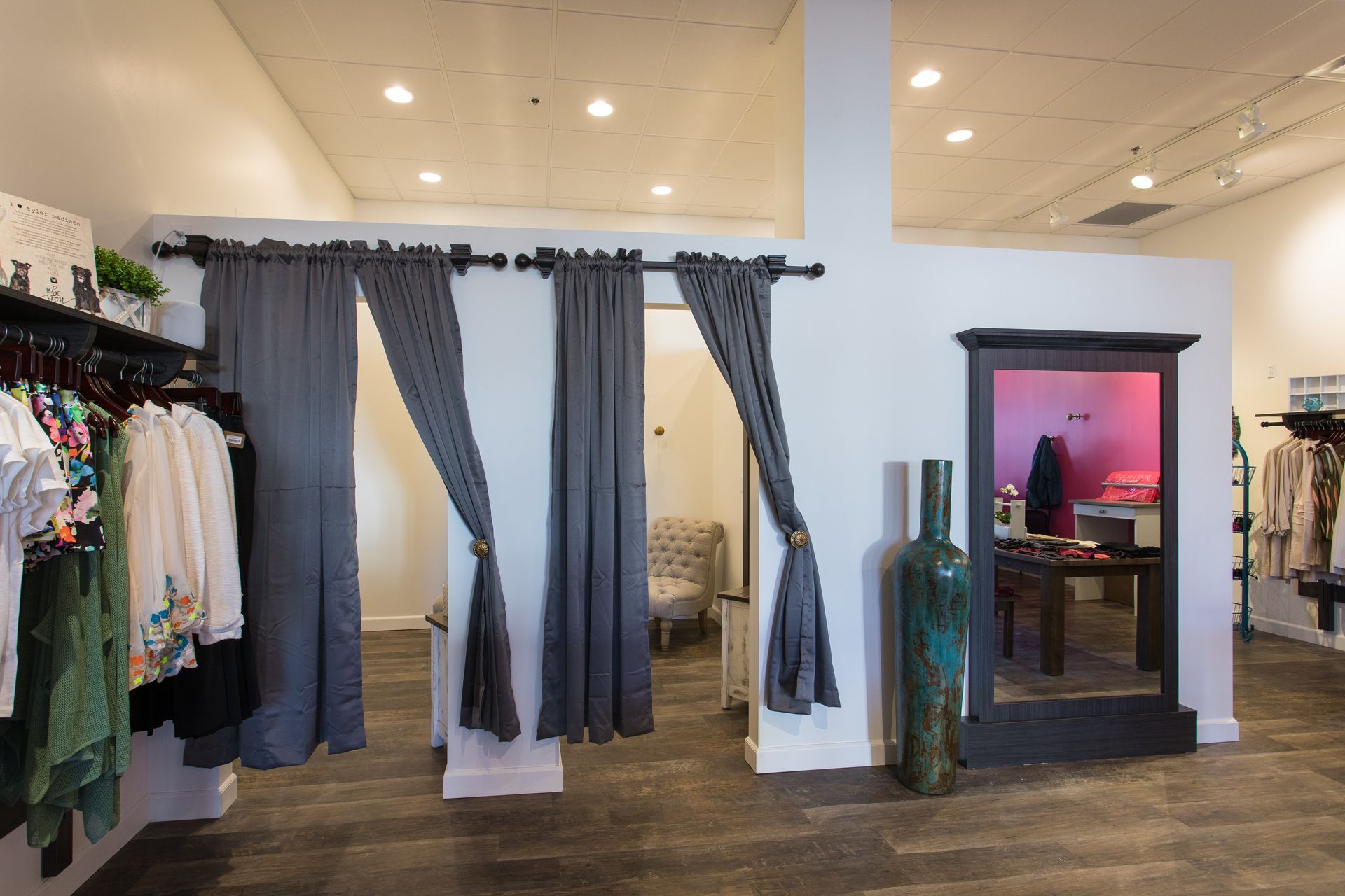 LSE - Shopping Centers & Retail - Scout & Molly’s - Boulder, CO
