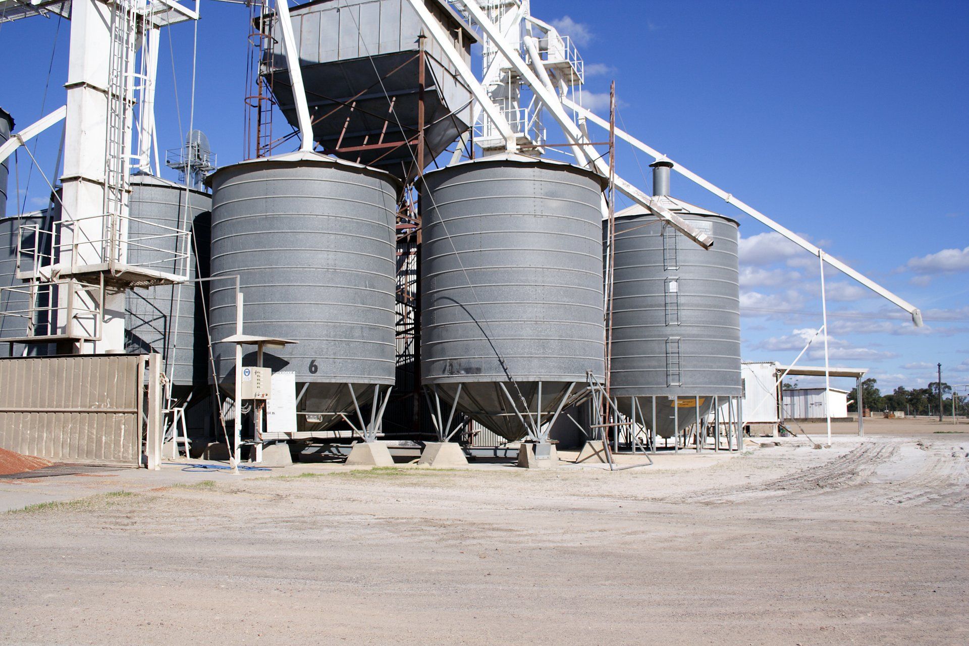 Storage Tank Benefits - Cheyenne, WY - McRady Well Drilling