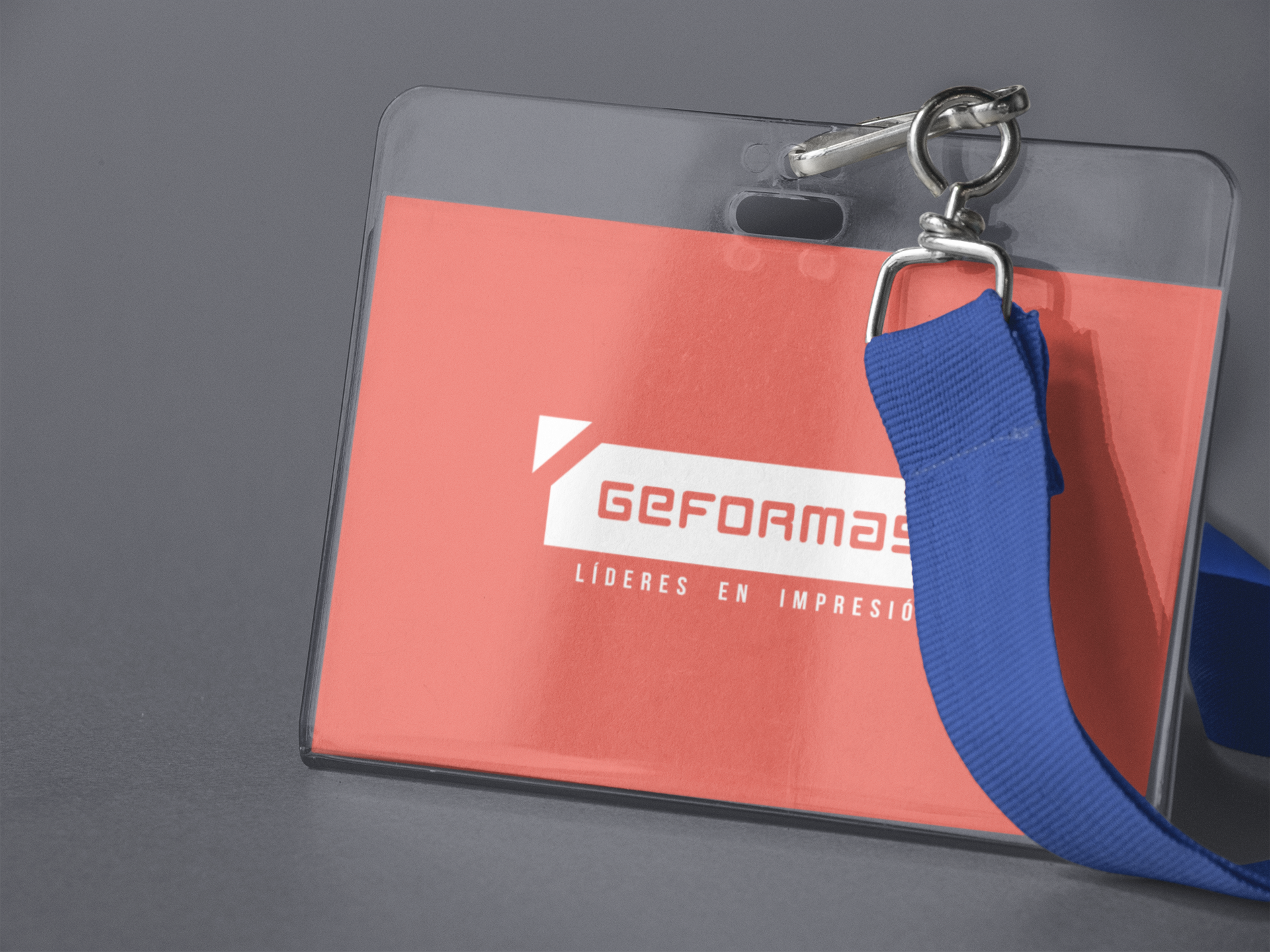 Porta gafetes personalizados