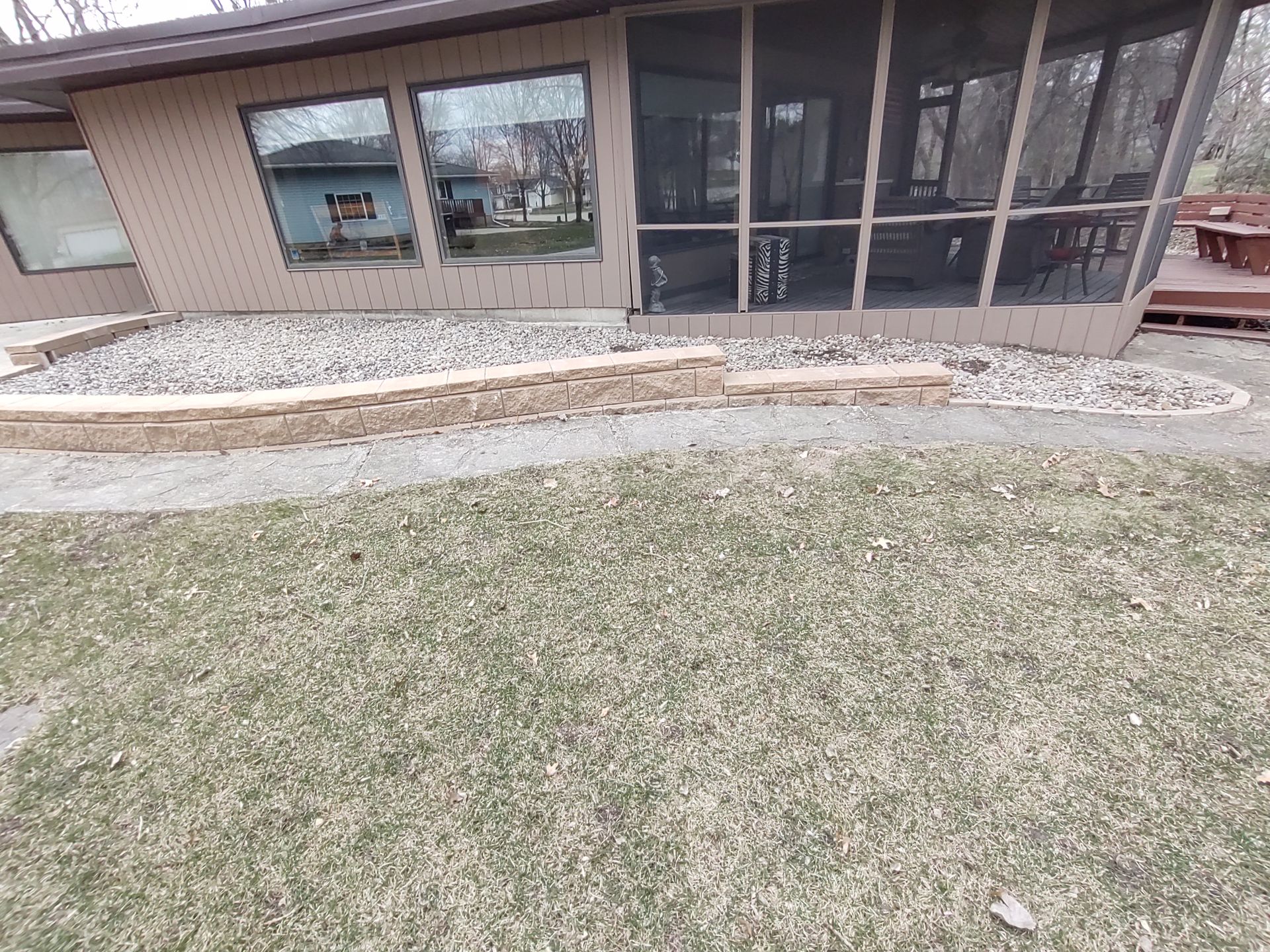 custom flower bed iowa