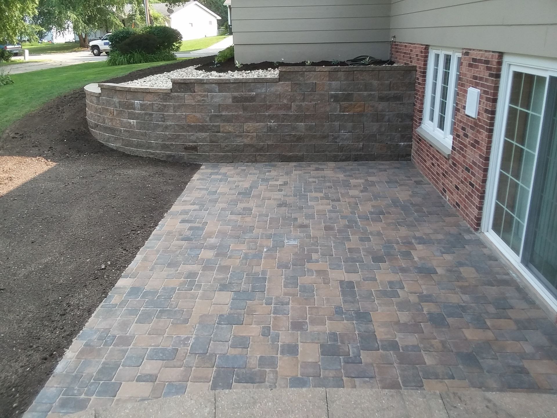 custom hardscape waterloo 