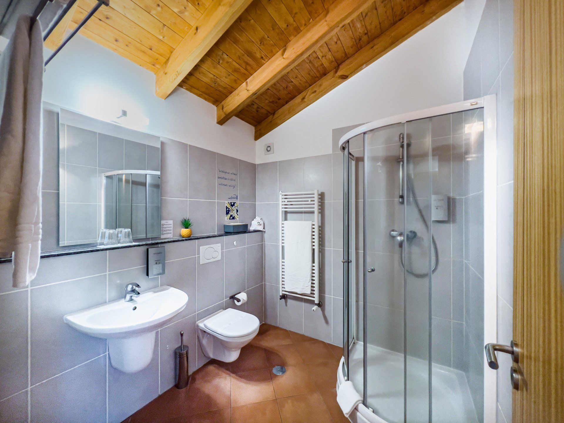 Bathroom of room 8