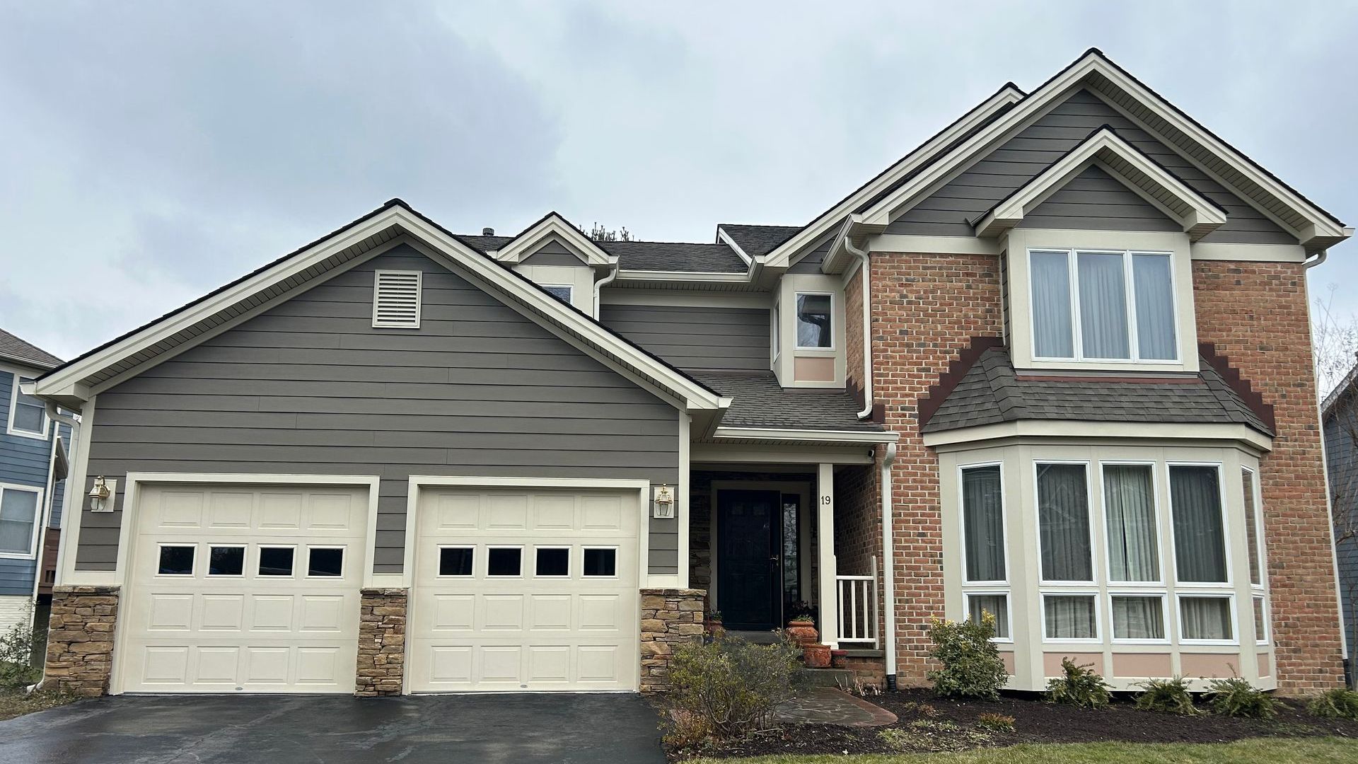 James Hardie Siding installation on house near West Chester, PA by DreamAway Exteriors
