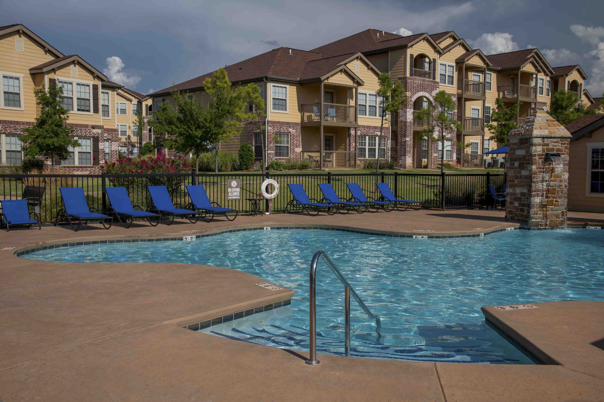 villas at canyon ranch pool