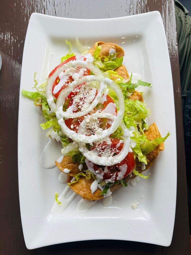 Plated salad with lettuce