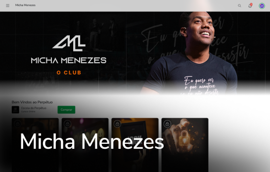 Cabeçalho do site do Míchá Menezes O Club, fundo preto com foto do músico e miniaturas de álbuns.