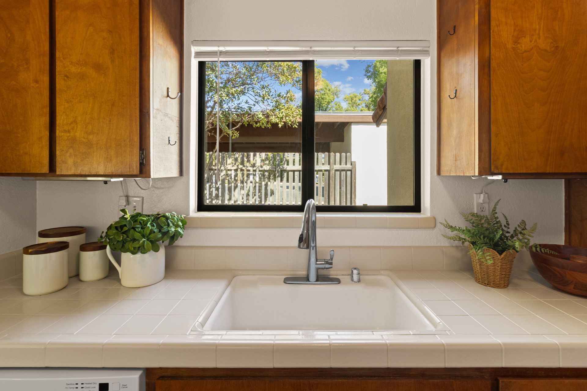 2542 Overhill Lane, Davis CA